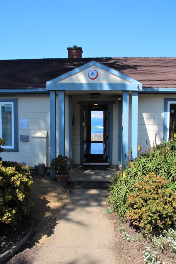 Hi Point Montara Lighthouse Hotel Exterior photo